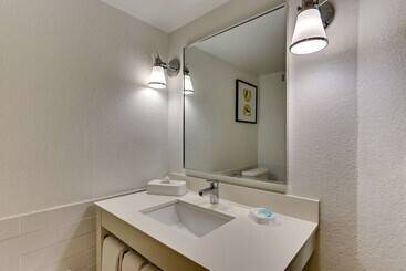 호텔 Drury Inn & Suites San Antonio Airport
