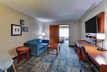 호텔 Drury Inn & Suites San Antonio Airport