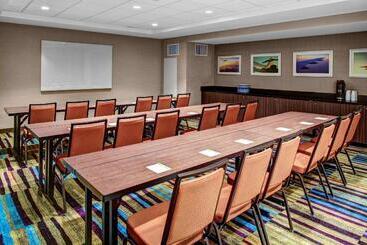 هتل Fairfield Inn & Suites By Marriott Los Angeles Lax/el Segundo
