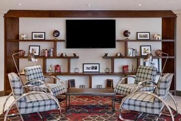 هتل Four Points By Sheraton Little Rock Midtown