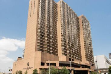 Four Seasons Hotel Houston