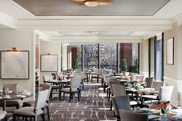 호텔 Four Seasons  Washington Dc