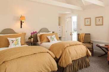 Hotel Garden Gables Inn