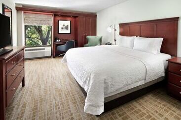 هتل Hampton Inn Austinnorth @ I35 & Hwy 183