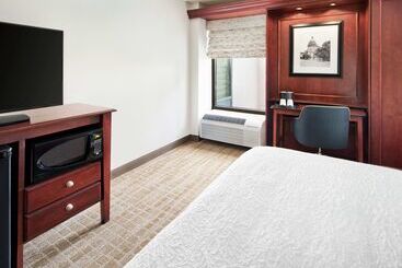 هتل Hampton Inn Austinnorth @ I35 & Hwy 183
