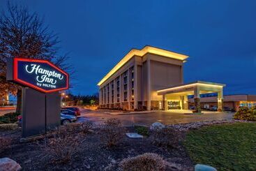 هتل Hampton Inn Charlottesville