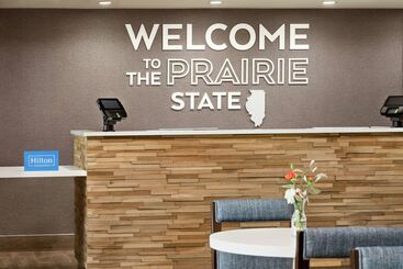 هتل Hampton Inn Chicagoo Hare International Airport