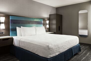 هتل Hampton Inn Chicagoo Hare International Airport