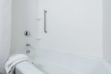 هتل Hampton Inn Meridian