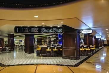Harrah S Hotel And Casino Las Vegas