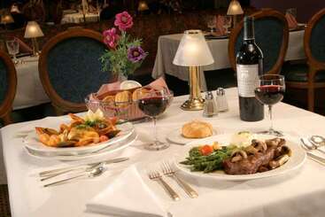 هتل Hilton Chicago/oak Lawn