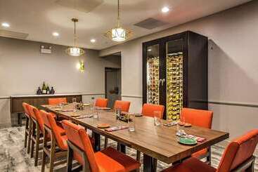 هتل Hilton Chicago/oak Lawn