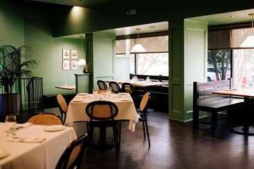 هتل Hilton Greenville