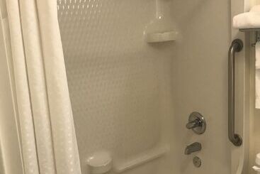 هتل Holiday Inn Redding, An Ihg