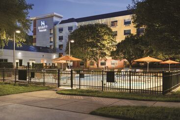 هتل Clt Sky Suites