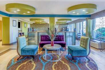 هتل La Quinta By Wyndham Oakland Airport Coliseum