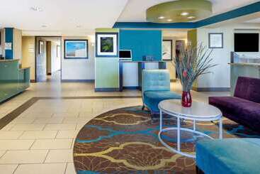 هتل La Quinta By Wyndham Oakland Airport Coliseum