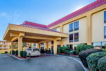 هتل La Quinta By Wyndham Oakland Airport Coliseum