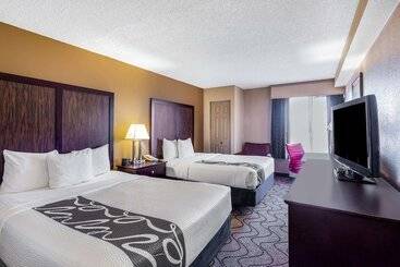 هتل La Quinta By Wyndham Oakland Airport Coliseum