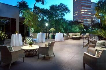 Hotel Omni Houston
