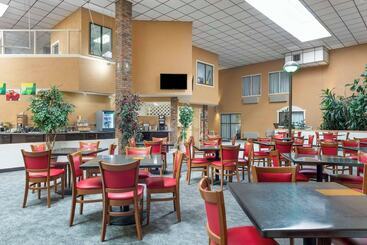 هتل Quality Inn Alamosa