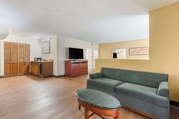 هتل Quality Inn Alamosa