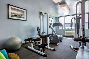 هتل Quality Inn & Suites Montebello   Los Angeles