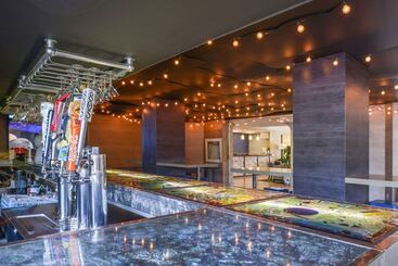 هتل Quality Inn & Suites Montebello   Los Angeles