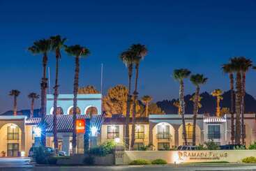 Ramada Hotel & Conference Center By Wyndham Las Cruces