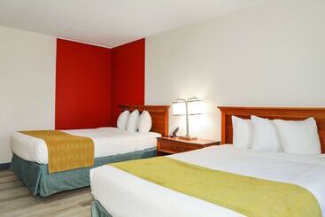 هتل Ramada By Wyndham Cumberland Downtown