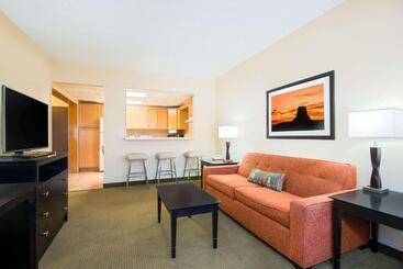 Red Lion Hotel Gillette