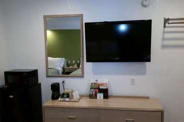 هتل Rodeway Inn Civic Center