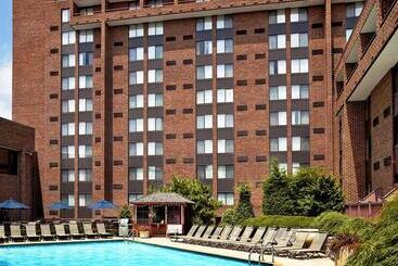 هتل Sheraton Harrisburg Hershey