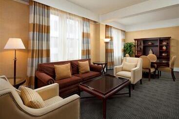 The Gunter Hotel San Antonio Riverwalk