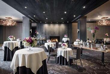 هتل The Logan Philadelphia Curio Collection By Hilton