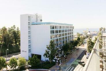 هتل The Pierside Santa Monica