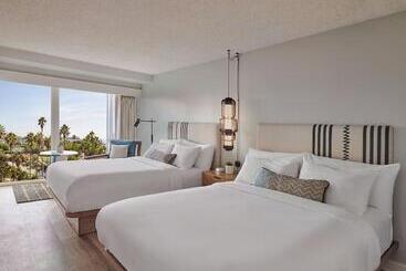 هتل The Pierside Santa Monica