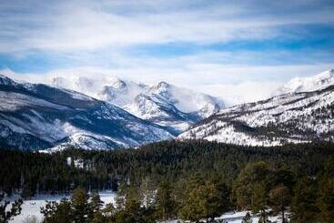 هتل Holiday Inn Estes Park, An Ihg