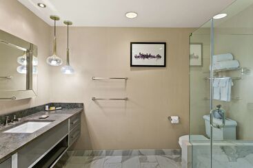 هتل The Royal Sonesta Harbor Court Baltimore