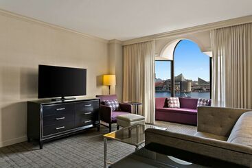 هتل The Royal Sonesta Harbor Court Baltimore