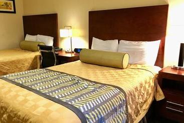 هتل Travelodge By Wyndham By Fisherman's Wharf