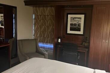 هتل Spark By Hilton Colorado Springs I 25 Central
