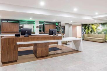 هتل Wyndham Garden Marietta Atlanta North