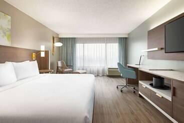 هتل Wyndham Garden Totowa