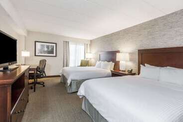هتل Courtyard By Marriott Pittsburgh University Center