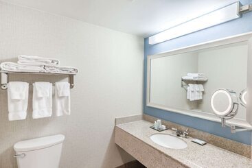 هتل Courtyard By Marriott Pittsburgh University Center