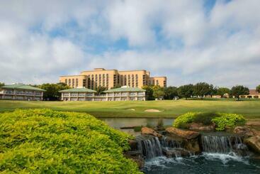 استراحتگاه The Ritz Carlton Dallas, Las Colinas