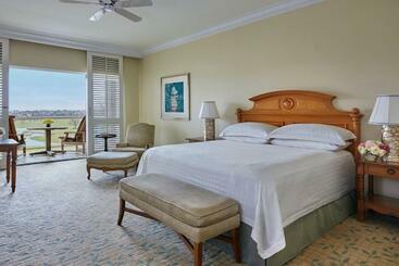 استراحتگاه The Ritz Carlton Dallas, Las Colinas