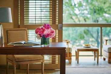 استراحتگاه The Ritz Carlton Dallas, Las Colinas