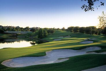 استراحتگاه The Ritz Carlton Dallas, Las Colinas